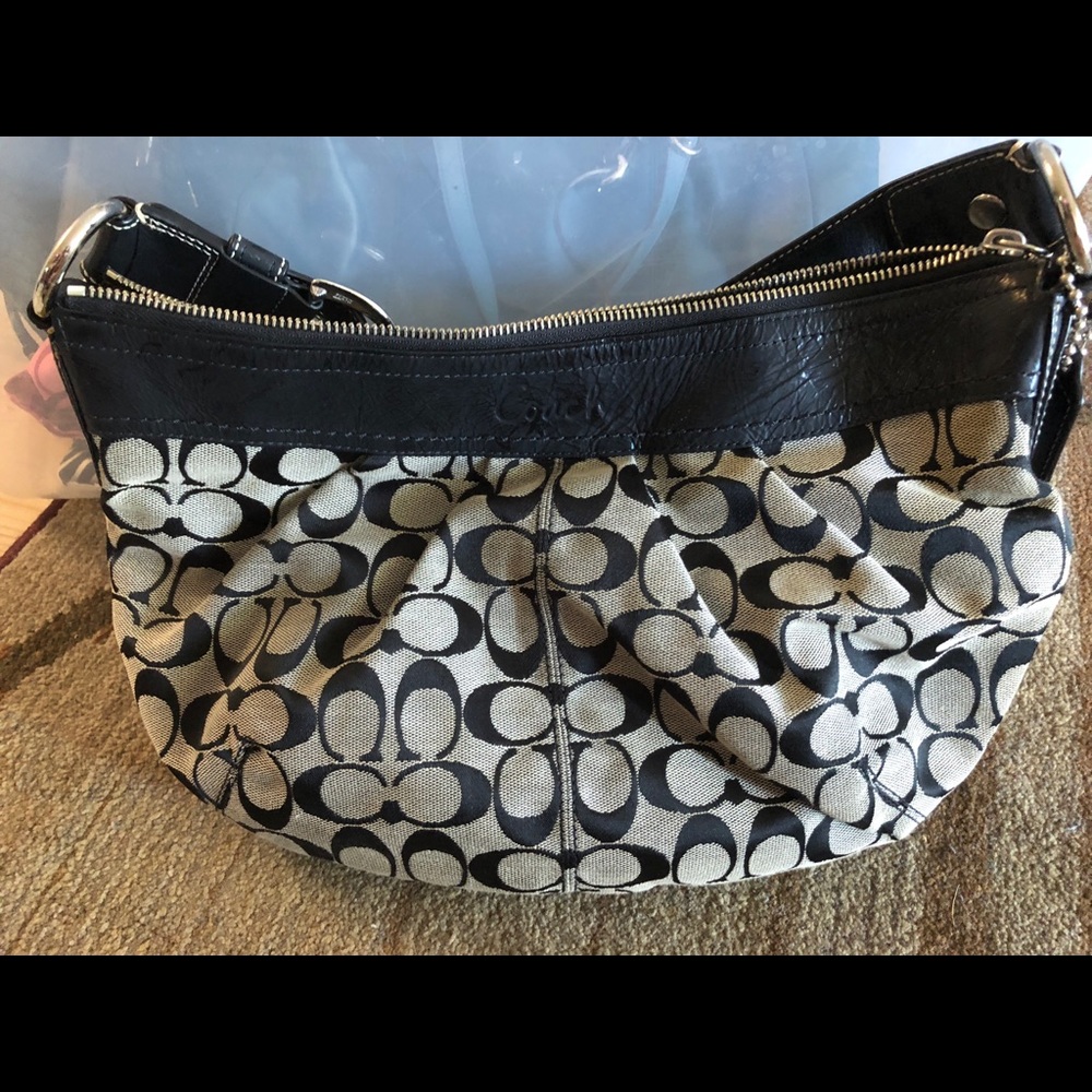 gently used coach bag
